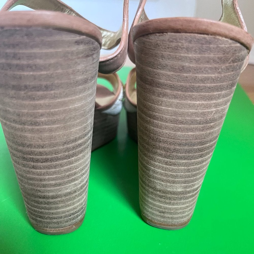 COACH Hanson Platform Wedge Sandals US 11 Gold Tan Canvas Jeweled - Picture 4 of 6